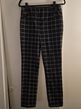 Briggs New York Women's Black Plaid Skinny Pants with White Windowpane